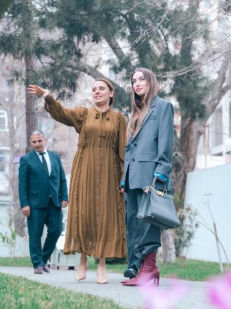 Alyona Əliyeva Bakıda inklüziv “Kaşalata” kafesini ziyarət edib