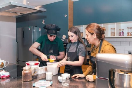 Alyona Əliyeva Bakıda inklüziv “Kaşalata” kafesini ziyarət edib