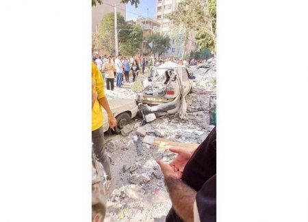 İranda Bəndər Abbas limanında partlayış — yaralananlar var, araşdırma davam edir İranda Bəndər Abbas limanında partlayış — yaralananlar var, araşdırma davam edir