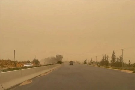 Liviyada qum fırtınası: Bir sıra şəhərlərdə məktəblər müvəqqəti bağlanıb Liviyada qum fırtınası: Bir sıra şəhərlərdə məktəblər müvəqqəti bağlanıb