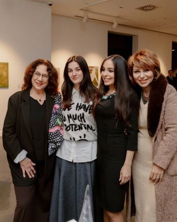 Leyla Əliyeva “Sinxronizasiya” sərgisindən fotolar paylaşıb