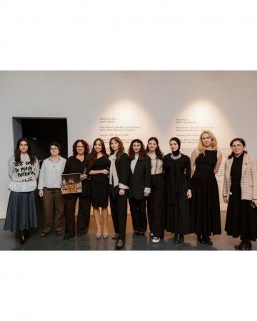 Leyla Əliyeva “Sinxronizasiya” sərgisindən fotolar paylaşıb