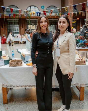 Arzu Əliyeva “Woman Bazaar” festivalından paylaşım etdi