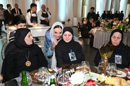Heydər Əliyev Fondunun dəstəyi ilə şəhid anaları üçün iftar süfrəsi təşkil olunub