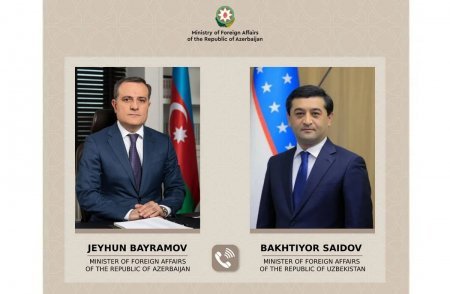 Ceyhun Bayramov özbəkistanlı həmkarı ilə Yaxın Şərqdə təhlükəsizlik məsələlərini müzakirə edib Ceyhun Bayramov özbəkistanlı həmkarı ilə Yaxın Şərqdə təhlükəsizlik məsələlərini müzakirə edib