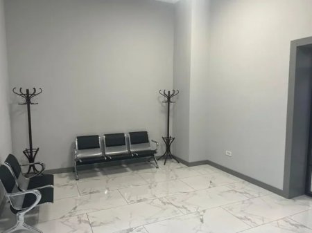 Səbinə Əliyeva Dövlət Təhlükəsizliyi Xidmətinin müəssisələrinə başçəkmə həyata keçirib.