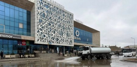 Bakıda genişmiqyaslı təmizlik işləri aparılıb Bakıda genişmiqyaslı təmizlik işləri aparılıb