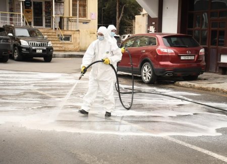 Bakıda genişmiqyaslı təmizlik işləri aparılıb Bakıda genişmiqyaslı təmizlik işləri aparılıb