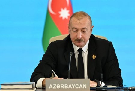 İlham Əliyevdən dağ-mədən və metallurgiya sənayesinin inkişafı ilə bağlı Sərəncam İlham Əliyevdən dağ-mədən və metallurgiya sənayesinin inkişafı ilə bağlı Sərəncam