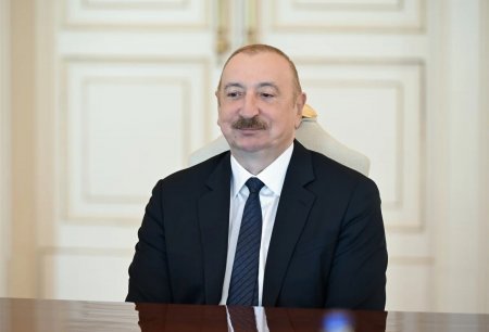 Azərbaycan Prezidenti İlham Əliyev aprelin 9-da Türkiyənin daxili işlər naziri Mustafa Çiftçini qəbul edib. Azərbaycan Prezidenti İlham Əliyev aprelin 9-da Türkiyənin daxili işlər naziri Mustafa Çiftçini qəbul edib.