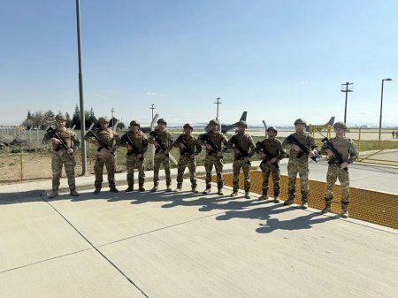Azərbaycan desantları beynəlxalq təlimdə şərti terrorçunu zərərsizləşdirib