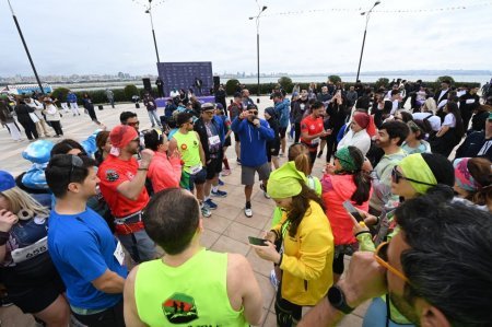 “Küləyə qalib gəl”: Bakı Marafonu 2026-ya start verildi – 25 min iştirakçı yarışa qoşuldu