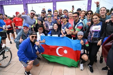 “Küləyə qalib gəl”: Bakı Marafonu 2026-ya start verildi – 25 min iştirakçı yarışa qoşuldu
