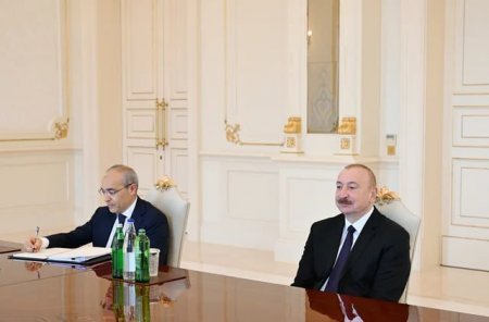 İlham Əliyev İslam İnkişaf Bankı Qrupunun sədrini qəbul edib