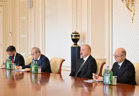 Prezident İlham Əliyev bp şirkətinin baş icraçı direktorunu qəbul edib Prezident İlham Əliyev bp şirkətinin baş icraçı direktorunu qəbul edib