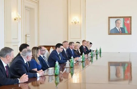 Prezident İlham Əliyev Slovakiya nümayəndə heyətini qəbul edib