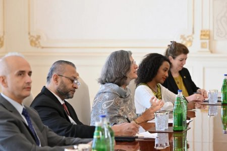 Prezident İlham Əliyev UN-Habitat rəhbərini qəbul edib