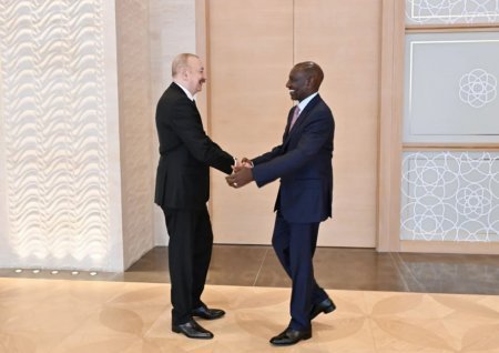 İlham Əliyev Keniya Prezidenti Uillyam Ruto ilə görüşüb