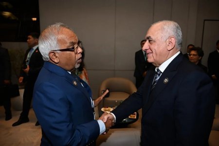 Əli Əsədov WUF13 çərçivəsində bir sıra yüksək səviyyəli görüşlər keçirib Əli Əsədov WUF13 çərçivəsində bir sıra yüksək səviyyəli görüşlər keçirib