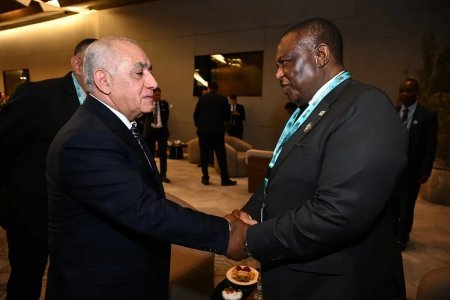 Əli Əsədov WUF13 çərçivəsində bir sıra yüksək səviyyəli görüşlər keçirib Əli Əsədov WUF13 çərçivəsində bir sıra yüksək səviyyəli görüşlər keçirib
