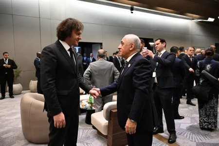 Əli Əsədov WUF13 çərçivəsində bir sıra yüksək səviyyəli görüşlər keçirib Əli Əsədov WUF13 çərçivəsində bir sıra yüksək səviyyəli görüşlər keçirib