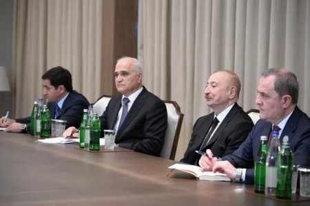 İlham Əliyev Çin Xalq Respublikası Baş nazirinin müavinini qəbul edib İlham Əliyev Çin Xalq Respublikası Baş nazirinin müavinini qəbul edib
