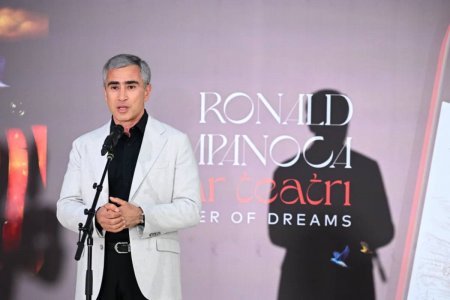 Ronald Kompanokaın sərgisi Heydər Əliyev Mərkəzində açılıb