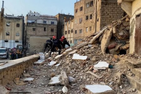 Fəs şəhərində yaşayış binası uçub: ölənlər var