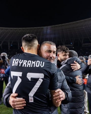 Toral Bayramov “Qarabağ”la vidalaşdı – “Bursaspor”a transfer rəsmiləşdi Toral Bayramov “Qarabağ”la vidalaşdı – “Bursaspor”a transfer rəsmiləşdi