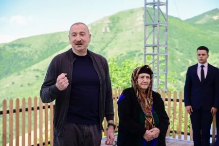 Prezident İlham Əliyev Böyük Qaladərəsi kəndində aparılan bərpa işləri ilə tanış olub