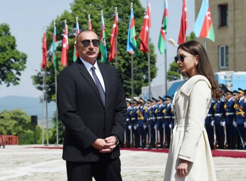 Milli Məclis İlham Əliyev və Mehriban Əliyevanı təbrik edib Milli Məclis İlham Əliyev və Mehriban Əliyevanı təbrik edib