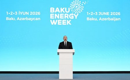 Prezident İlham Əliyev Bakı Enerji Həftəsinin açılış mərasimində iştirak edib Prezident İlham Əliyev Bakı Enerji Həftəsinin açılış mərasimində iştirak edib