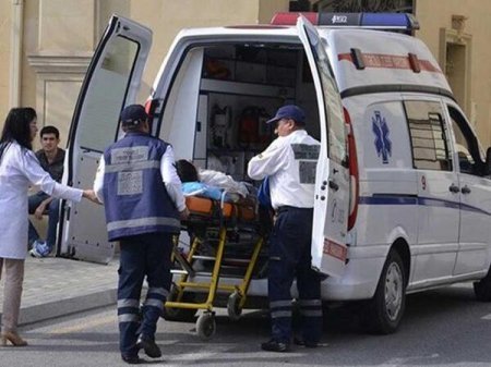 Sumqayıtda 75 yaşlı kişi marşrut avtobusunda vəfat edib Sumqayıtda 75 yaşlı kişi marşrut avtobusunda vəfat edib