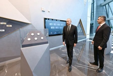 Prezident İlham Əliyev Mərkəzi Bankın yeni inzibati binasının açılışında iştirak edib