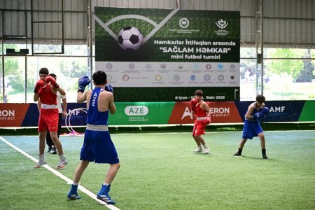 "Sağlam həmkar" minifutbol turnirinə start verilib "Sağlam həmkar" minifutbol turnirinə start verilib
