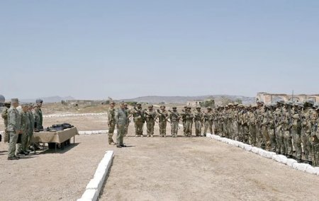 Kərim Vəliyev Hərbi Dəniz Qüvvələrində keçirilən təlimi izləyib Kərim Vəliyev Hərbi Dəniz Qüvvələrində keçirilən təlimi izləyib
