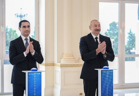 Azərbaycan Türkmənistana tanker hədiyyə edib