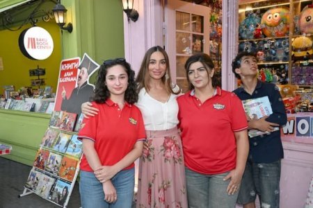 Leyla Əliyeva və Arzu Əliyeva “CandyFest” yay festivalını ziyarət ediblər