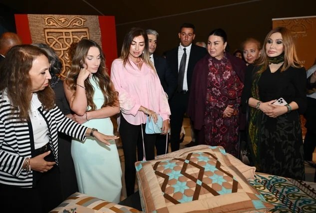 Azərbaycan Milli Xalça Muzeyində “Divanü lüğat-it-türk” sərgisi açılıb Azərbaycan Milli Xalça Muzeyində “Divanü lüğat-it-türk” sərgisi açılıb