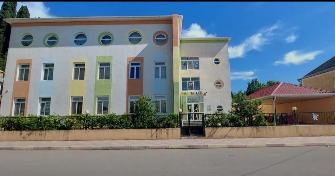 Erkən uşaqlıq təhsilinin inkişafına töhfə verən nümunəvi rəhbər – Abbasova Aynurənin fəaliyyəti Erkən uşaqlıq təhsilinin inkişafına töhfə verən nümunəvi rəhbər – Abbasova Aynurənin fəaliyyəti