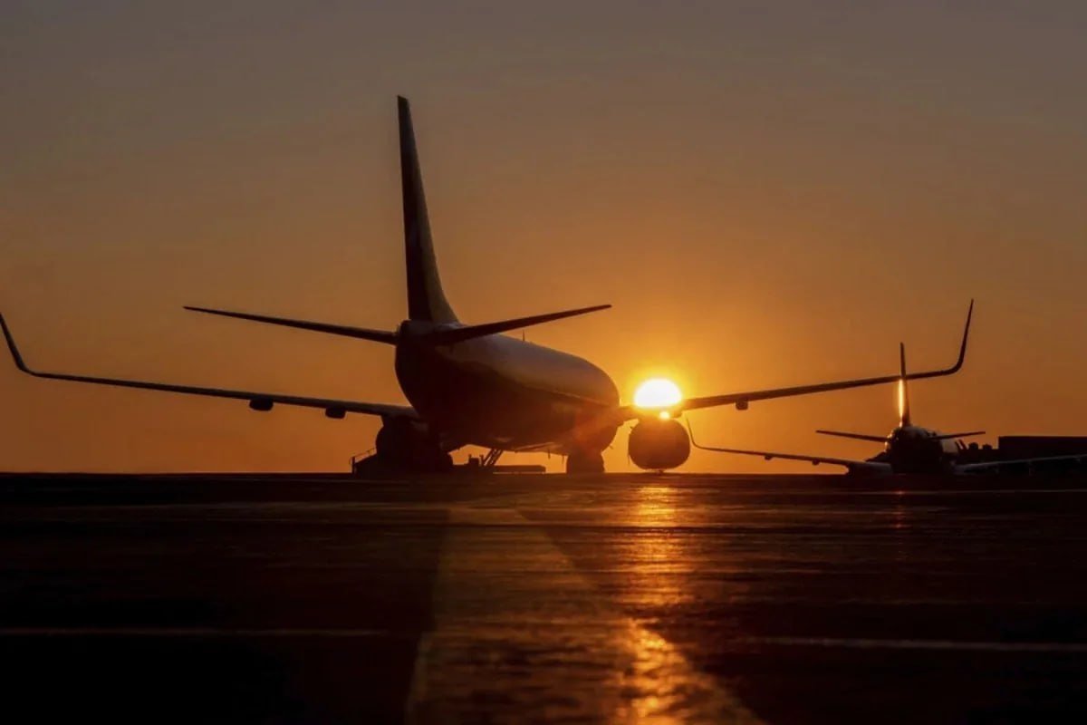 Tbilisidə əlverişsiz hava şəraiti: "Qatar Airways" təyyarəsi Bakıya yönləndirildi Tbilisidə əlverişsiz hava şəraiti: "Qatar Airways" təyyarəsi Bakıya yönləndirildi