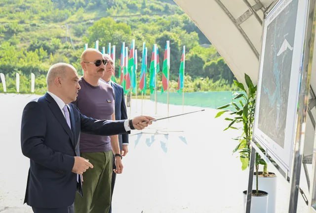 Prezident İlham Əliyev Laçında "Həkəriçay" su anbarının təməlini qoydu