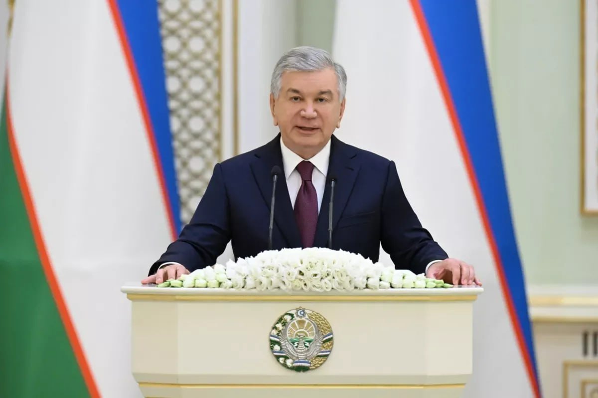 Şavkat Mirziyoyev Azərbaycanın yeni səfirinin etimadnaməsini qəbul edib