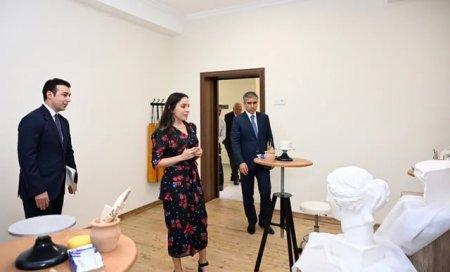Leyla Əliyeva Şəkidə yeni istifadəyə verilən İncəsənət Məktəbinin binası ilə tanış olub