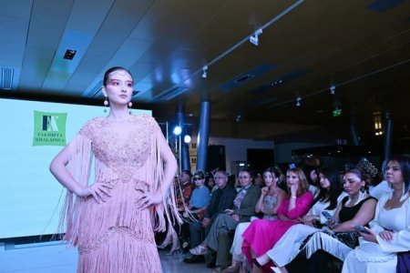 Azərbaycan Milli Xalça Muzeyində “Zamanın naxışları” adlı möhtəşəm moda nümayişi keçirilib