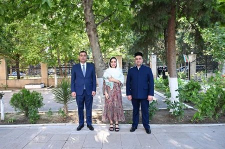 Leyla Əliyeva Yevlax Cümə məscidini ziyarət edib