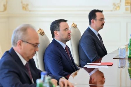 Prezident İlham Əliyev Türkiyənin ədliyyə naziri Akın Gürleki qəbul edib Prezident İlham Əliyev Türkiyənin ədliyyə naziri Akın Gürleki qəbul edib