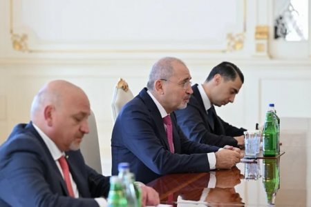 Prezident İlham Əliyev İordaniyanın xarici işlər nazirini qəbul edib