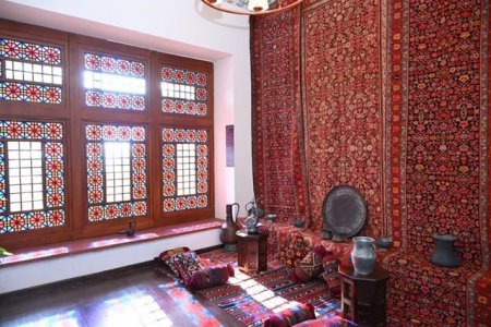 Prezident İlham Əliyev Şuşada "Sadıqcanın evi"nin açılışında iştirak edib Prezident İlham Əliyev Şuşada "Sadıqcanın evi"nin açılışında iştirak edib