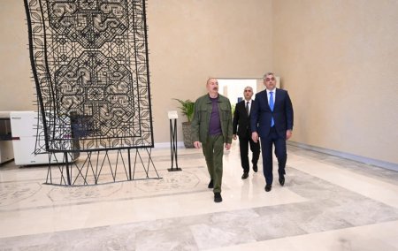 Prezident İlham Əliyev "Xankəndi" hotelinin açılışında iştirak edib Prezident İlham Əliyev "Xankəndi" hotelinin açılışında iştirak edib